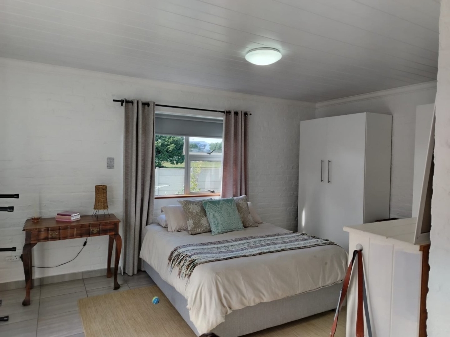2 Bedroom Property for Sale in Stilbaai Wes Western Cape